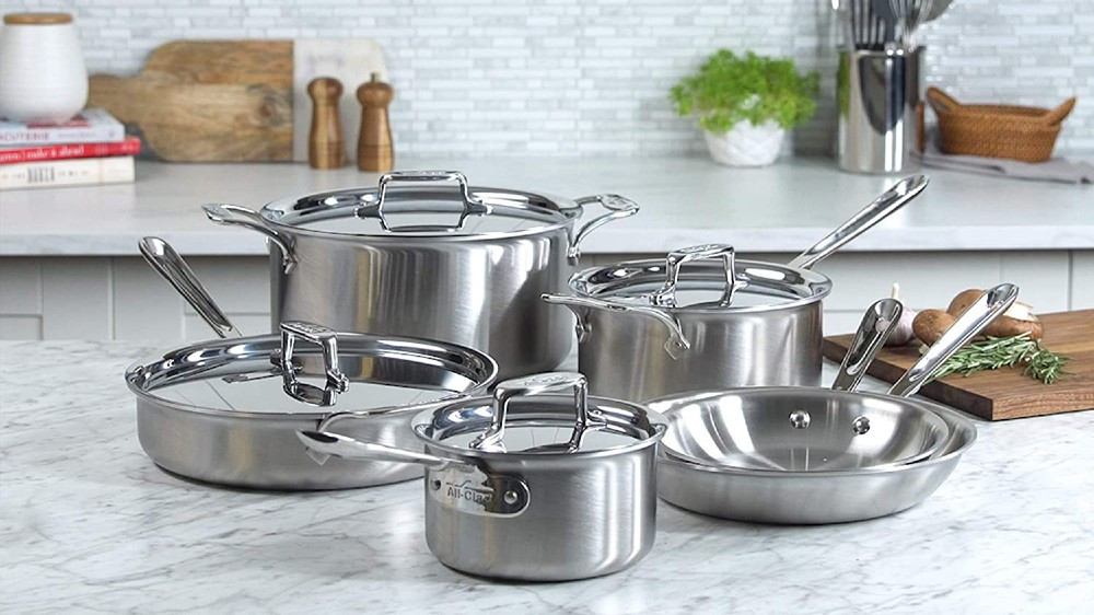 Non-Stick Cookware: Is it Safe? + Safe Cookware Options - Whitney