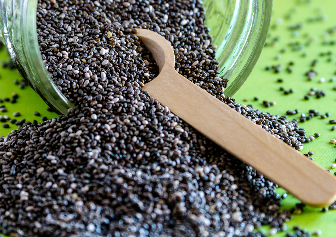 niet Profeet Twisted Chia Seeds: Should You Eat Them Whole or Ground? - Whitney E. RD